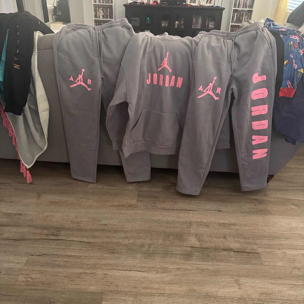 Source Unknown Gray Track Pants & Hoodie Set with Pink Logos